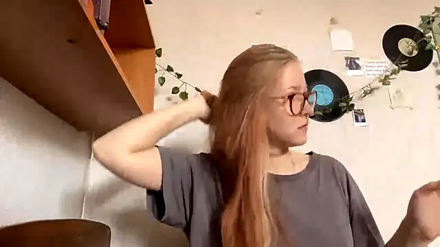 LaureenVielma online show from 03-21-26, 07:02