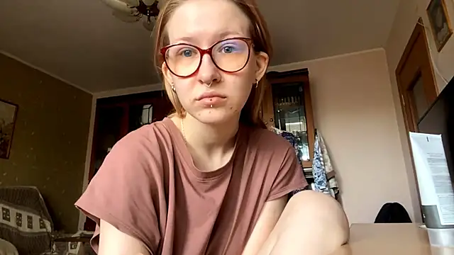 LaureenVielma online show from 04-27-26, 08:23