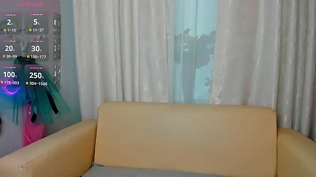 Kelly nice online show from 04-17-26, 03:31