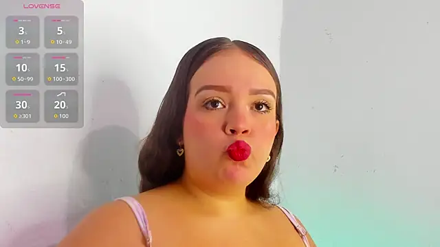 Snapshot of Emely_pregnantt chatting on 07-27-26, 03:13 Emely pregnantt online show from 07-27-26, 03:13