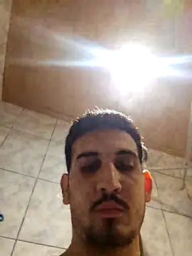 Snapshot of Bigcock311303 chatting on 03-02-26, 03:08 Bigcock311303 online show from 03-02-26, 03:08