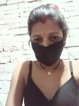 Divya-11431 online show from 06-17-26, 08:54