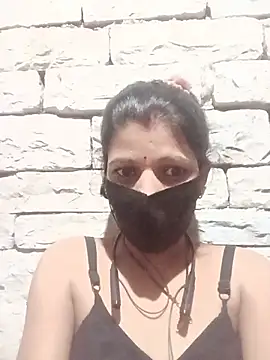 Divya-11431 online show from 07-13-26, 06:55