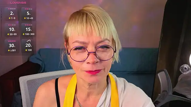 Ann Annise online show from 06-20-26, 04:21