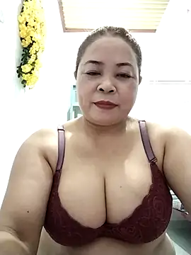 Baby-bigtits2026 online show from 04-14-26, 02:01