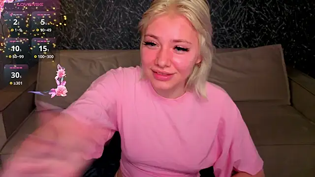 Snapshot of Kate_Krose chatting on 06-26-26, 12:59 Kate Krose online show from 06-26-26, 12:59