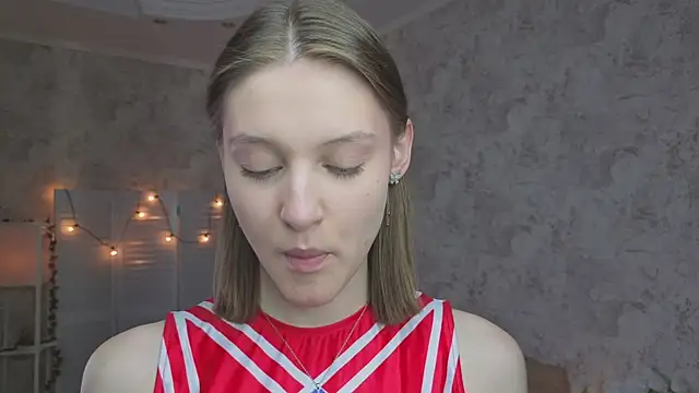 LianneBynon online show from 05-18-26, 08:20