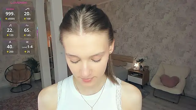 LianneBynon online show from 06-08-26, 10:26