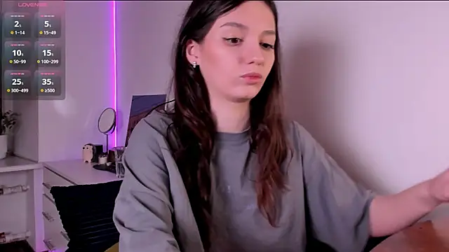 miabellee  online show from 03-27-26, 11:59