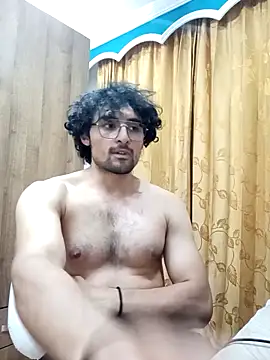 Apolo Men online show from 03-12-26, 04:40