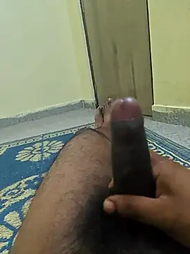 Romantic boy143 online show from 06-06-26, 11:42