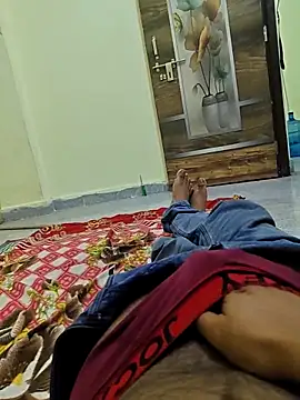Romantic boy143 online show from 06-18-26, 02:21