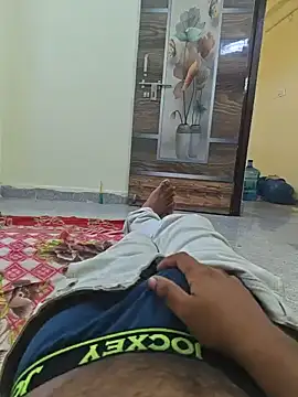 Romantic boy143 online show from 06-19-26, 11:47