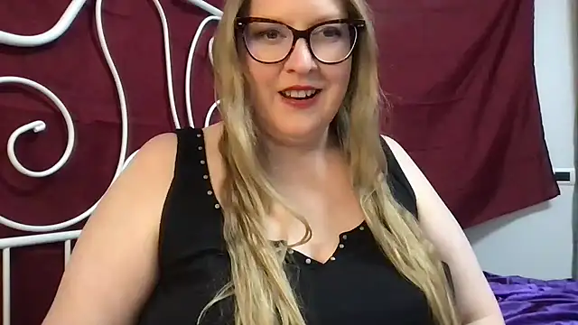 Snapshot of MissCharlotteXx chatting on 02-27-26, 05:24 MissCharlotteXx online show from 02-27-26, 05:24