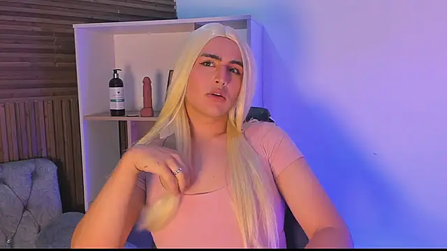 noahWolff  online show from 03-05-26, 06:31