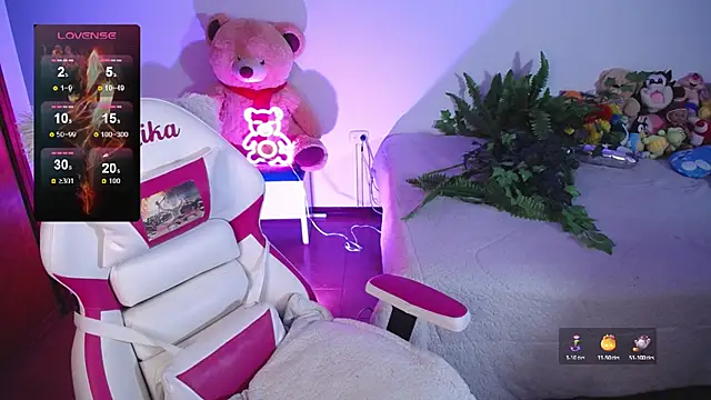 Snapshot of lika_little0 chatting on 02-07-26, 01:09 lika little0 online show from 02-07-26, 01:09