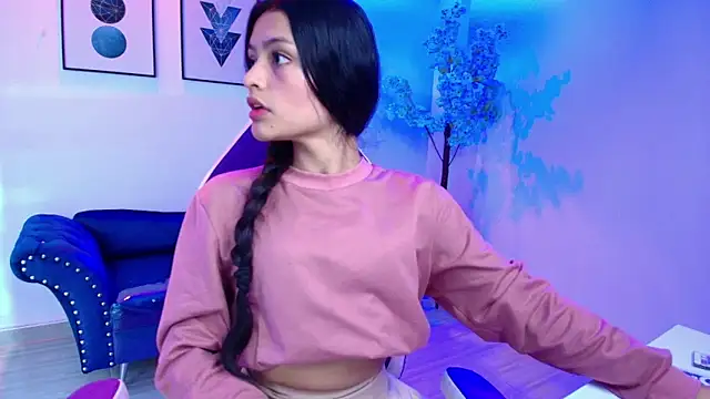 Maddie T18 online show from 03-11-26, 11:16