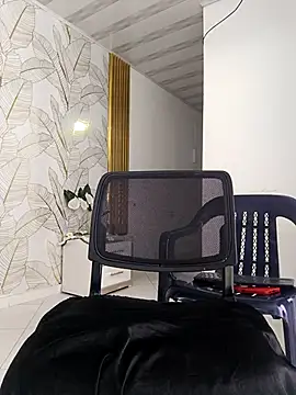 Nala OMG online show from 03-08-26, 08:45