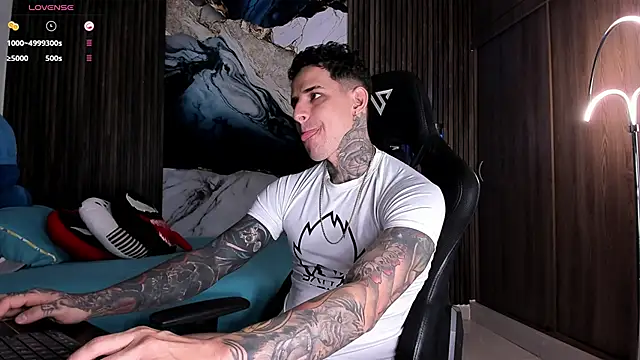 trisstann  online show from 04-23-26, 04:09