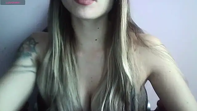Tifanny 0a online show from 06-01-26, 09:16