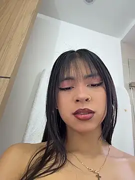 Chel   online show from 04-12-26, 05:18