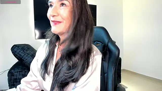 Emma Mendozaa online show from 06-09-26, 11:33