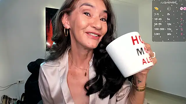 Emma Mendozaa online show from 07-22-26, 11:35