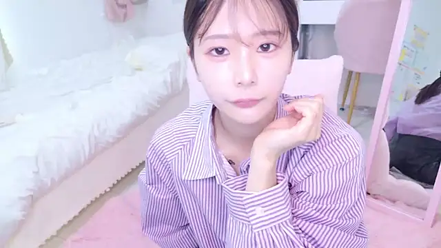  MIYUnya online show from 05-01-26, 12:48