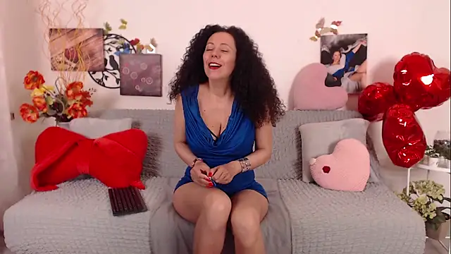 BettiAdamson online show from 04-06-26, 06:58