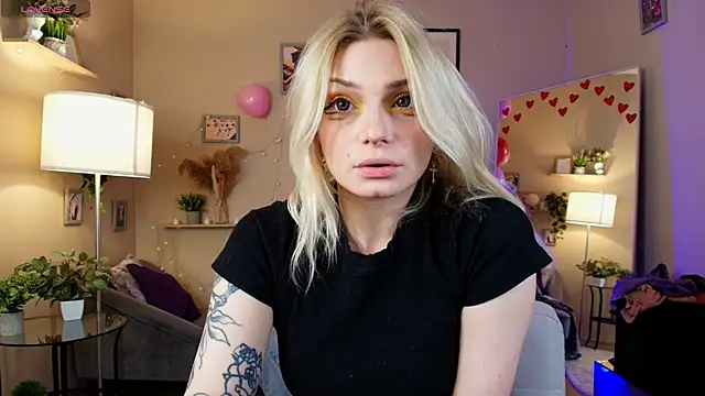 AvaSun online show from 02-18-26, 10:39