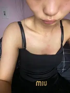 Snapshot of siting00 chatting on 02-13-26, 03:52 siting00 online show from 02-13-26, 03:52