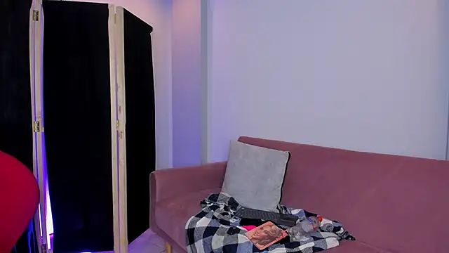 Lia Nova online show from 03-08-26, 01:36