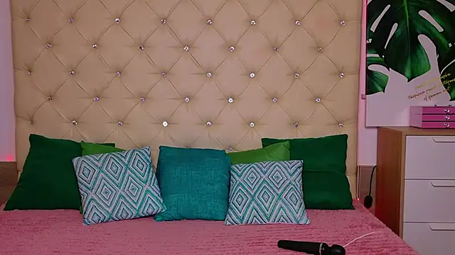 AwaMax online show from 03-19-26, 06:06