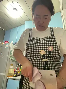 Youyou 12 online show from 04-19-26, 11:09