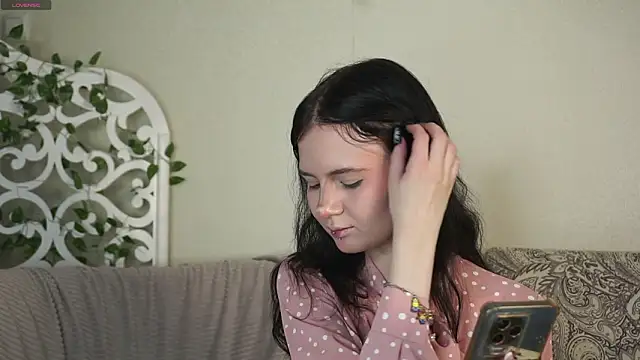 Glow hollow online show from 02-14-26, 03:47