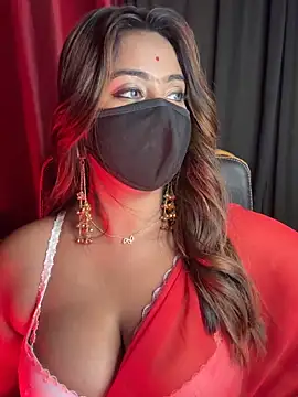 queen-panda online show from 04-11-26, 07:18