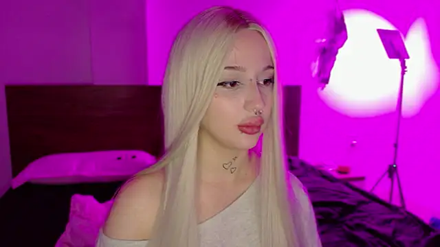 Lolykari online show from 05-16-26, 02:49