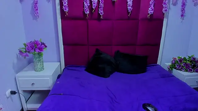 Snapshot of Aysha_Love_ chatting on 02-26-26, 02:43 Aysha Love online show from 02-26-26, 02:43