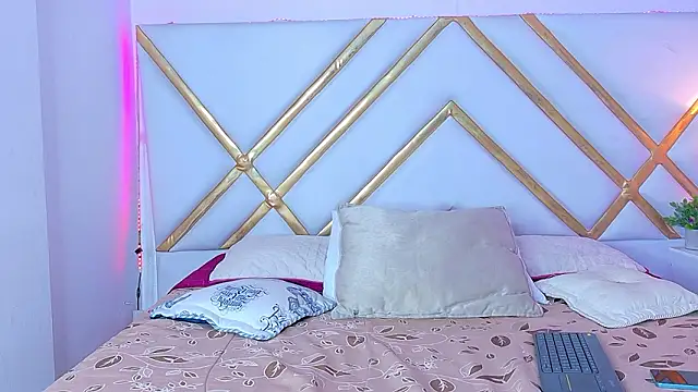 Britany Fox  online show from 03-05-26, 02:13