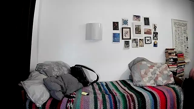 Snapshot of lucielark chatting on 03-12-25, 02:12 lucielark online show from 03-12-25, 02:12