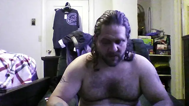 Snapshot of Demon2182 chatting on 03-11-26, 04:40 Demon2182 online show from 03-11-26, 04:40