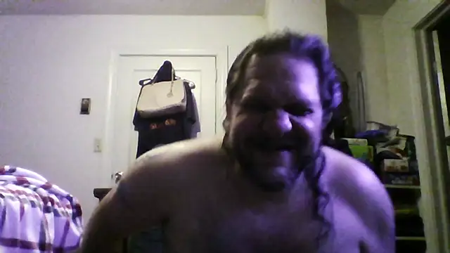 Snapshot of Demon2182 chatting on 03-12-26, 05:24 Demon2182 online show from 03-12-26, 05:24