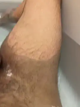 showtimebobby2424 online show from 02-24-26, 09:46