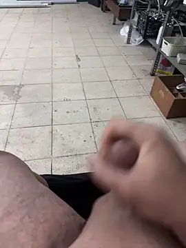 Snapshot of Can3438q chatting on 02-11-26, 10:26 Can3438q online show from 02-11-26, 10:26