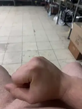 Snapshot of Can3438q chatting on 02-21-26, 08:32 Can3438q online show from 02-21-26, 08:32