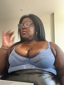 Snapshot of BouncyBBW chatting on 04-23-26, 10:36 BouncyBBW online show from 04-23-26, 10:36