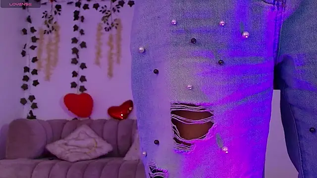 Stephanie Fontaine online show from 02-25-26, 12:48