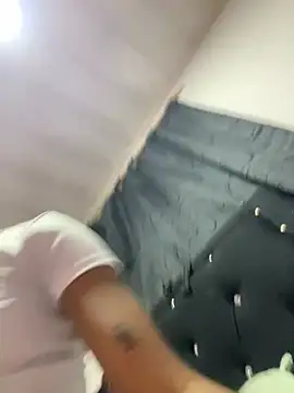 LIA PARKERR online show from 02-15-26, 12:29