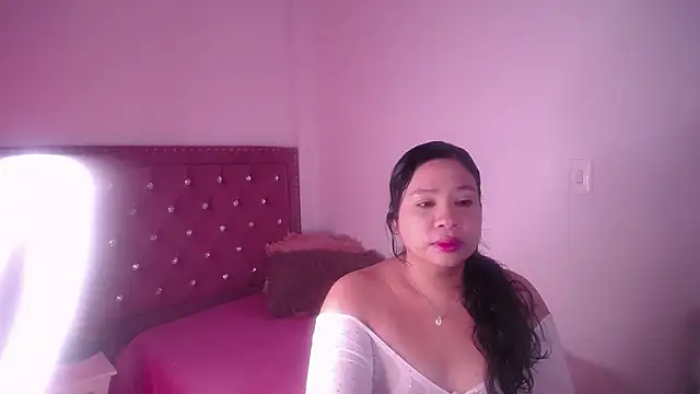 Snapshot of miafuegolatino chatting on 06-12-26, 03:05 miafuegolatino online show from 06-12-26, 03:05