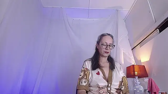 laurasofia45 online show from 03-22-26, 03:15